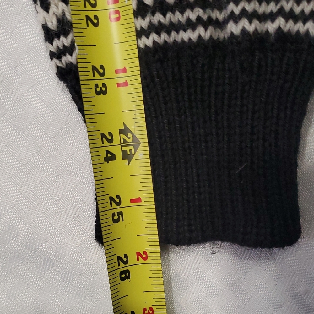 Dale of Norway Black With Multi Colored    Sweater with Nordic Elegance - Picture 13 of 15